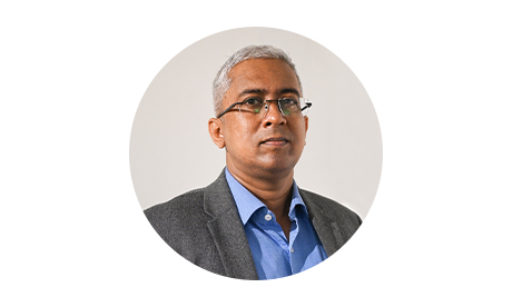 Ramakrishnan V
